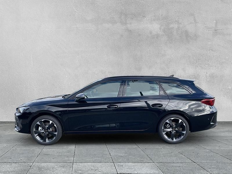 Neu Cupra Leon 150 PS (110 kW) 2025 Schwarz Kombi