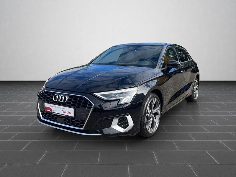 Mythosschwarz metallic (metallic) Gebraucht 2022 Audi A3 Sportback e-tron Advanced Plus Kleinwagen | 22.900 € (Fairer Preis) - Bild 1/4