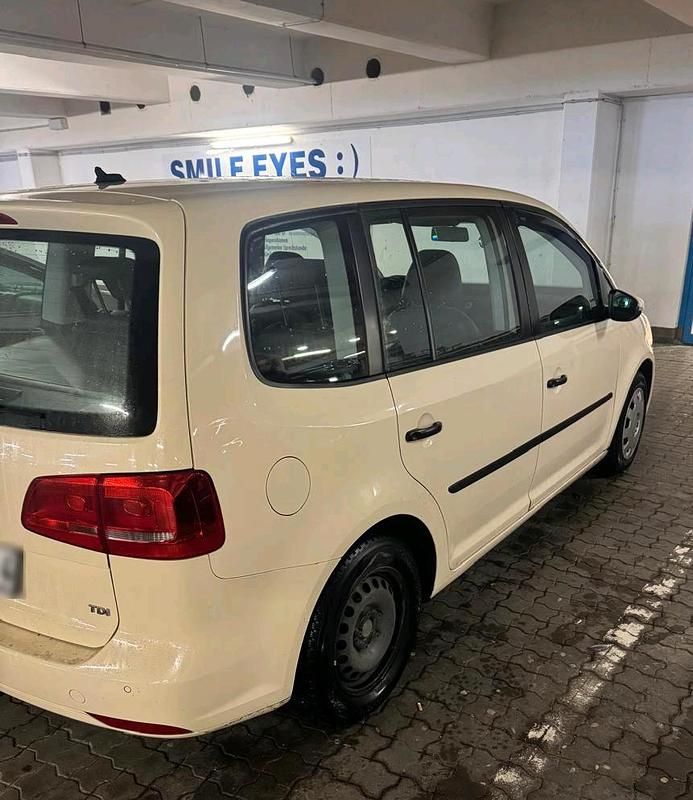 Gebraucht VW Touran 105 PS (77 kW) 2012 Gelb Van / Kleinbus