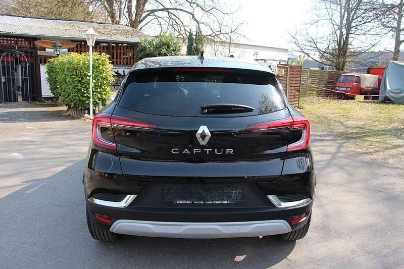 Gebraucht Renault Captur 140 PS (102 kW) 2022 Schwarz SUV
