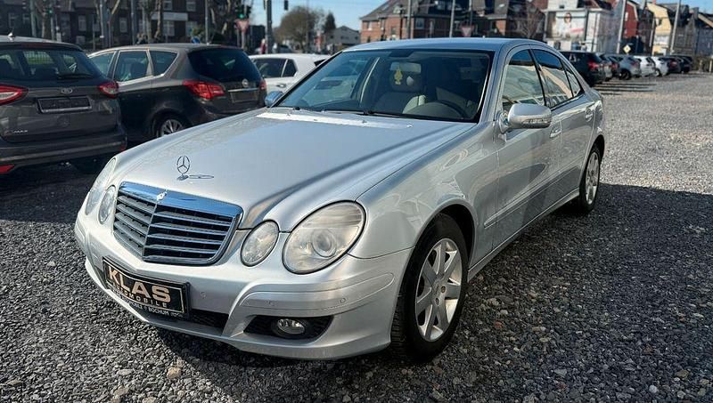 Gebraucht Mercedes E200 184 PS (135 kW) 2006 Silber Limousine