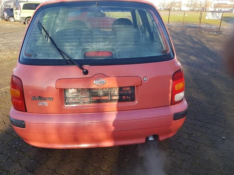 Gebraucht Nissan Micra 54 PS (39 kW) 1998 Rot Kleinwagen