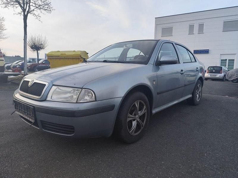 Gebraucht Skoda Octavia Tour 102 PS (75 kW) 2004 Limousine