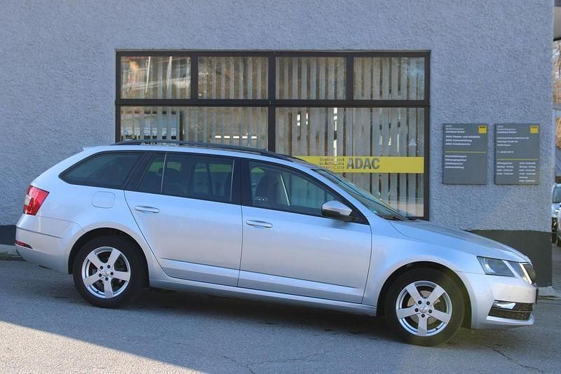 Gebraucht Skoda Octavia Ambition 116 PS (85 kW) 2018 Silber Kombi