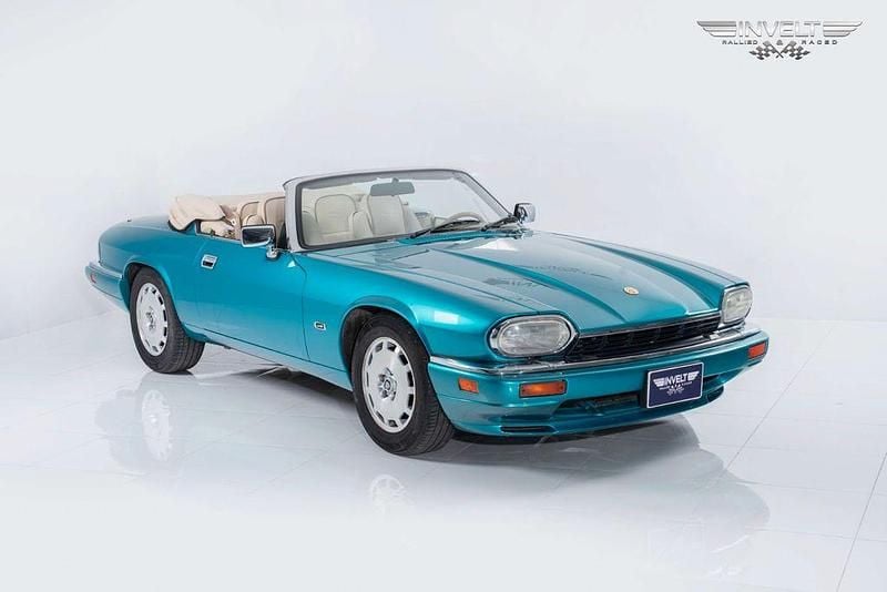 Second-hand Jaguar XJS 232 CP (170 kW) 1996 Verde Cabrio