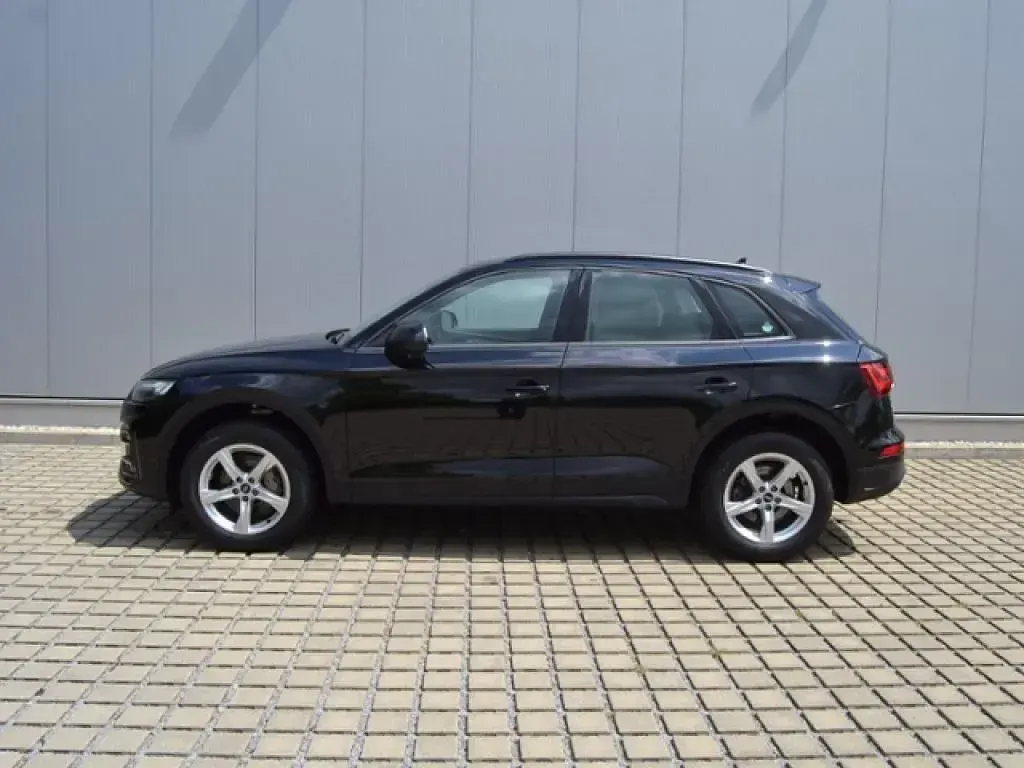 Gebraucht Audi Q5 204 PS (150 kW) 2021 Mythosschwarz metallic (metallic) SUV