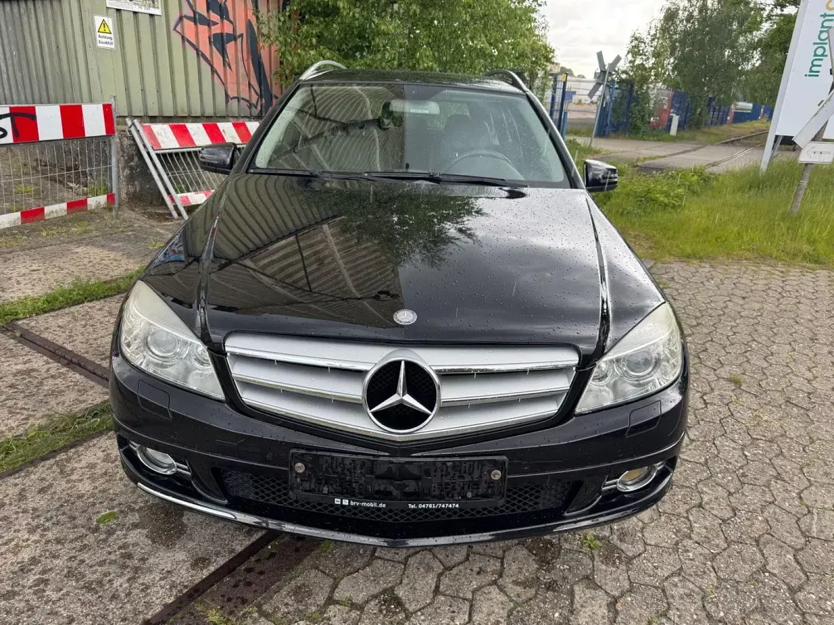 Gebraucht Mercedes C220 170 PS (125 kW) 2009 Schwarz Kombi