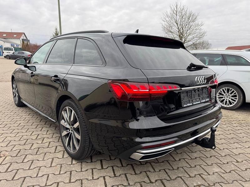 Gebraucht Audi A4 Advanced 204 PS (150 kW) 2023 Schwarz Kombi