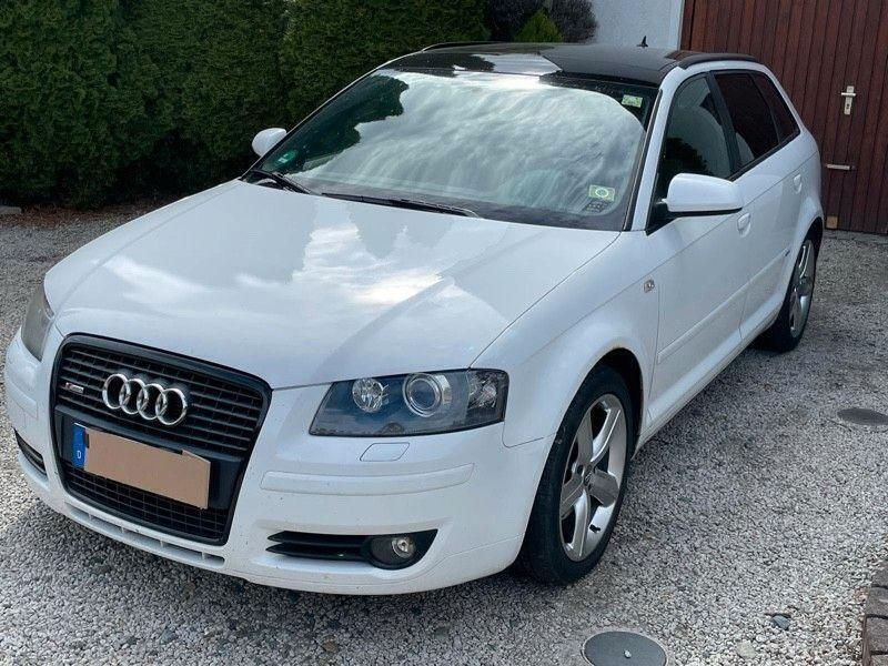 Weiß Gebraucht 2008 Audi A3 Sportback S-Line Limousine | 5.900 € (Etwas zu teuer) - Bild 1/4