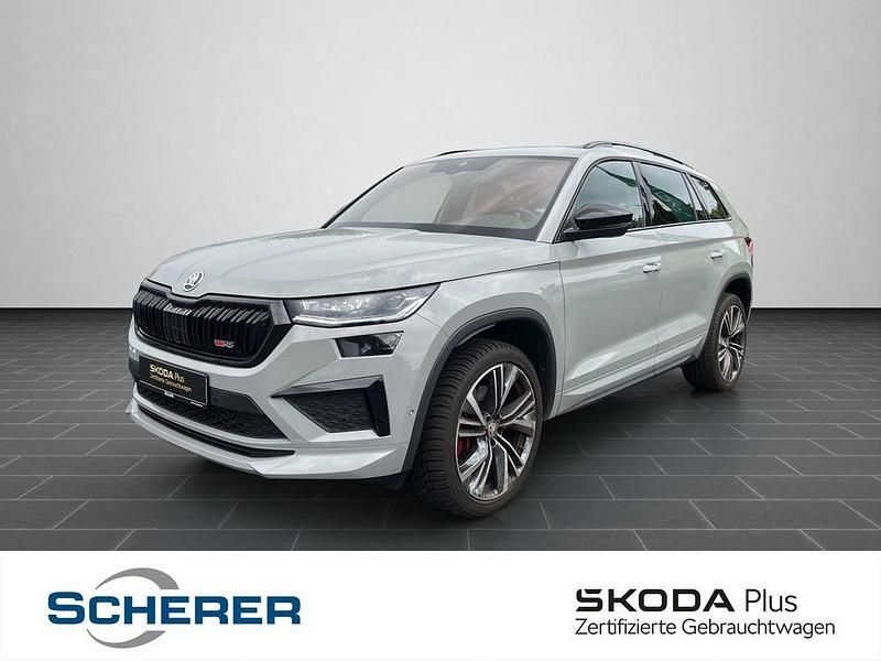 Steelgrau Gebraucht 2023 Skoda Kodiaq RS SUV | 44.890 € (Fairer Preis) - Bild 1/4