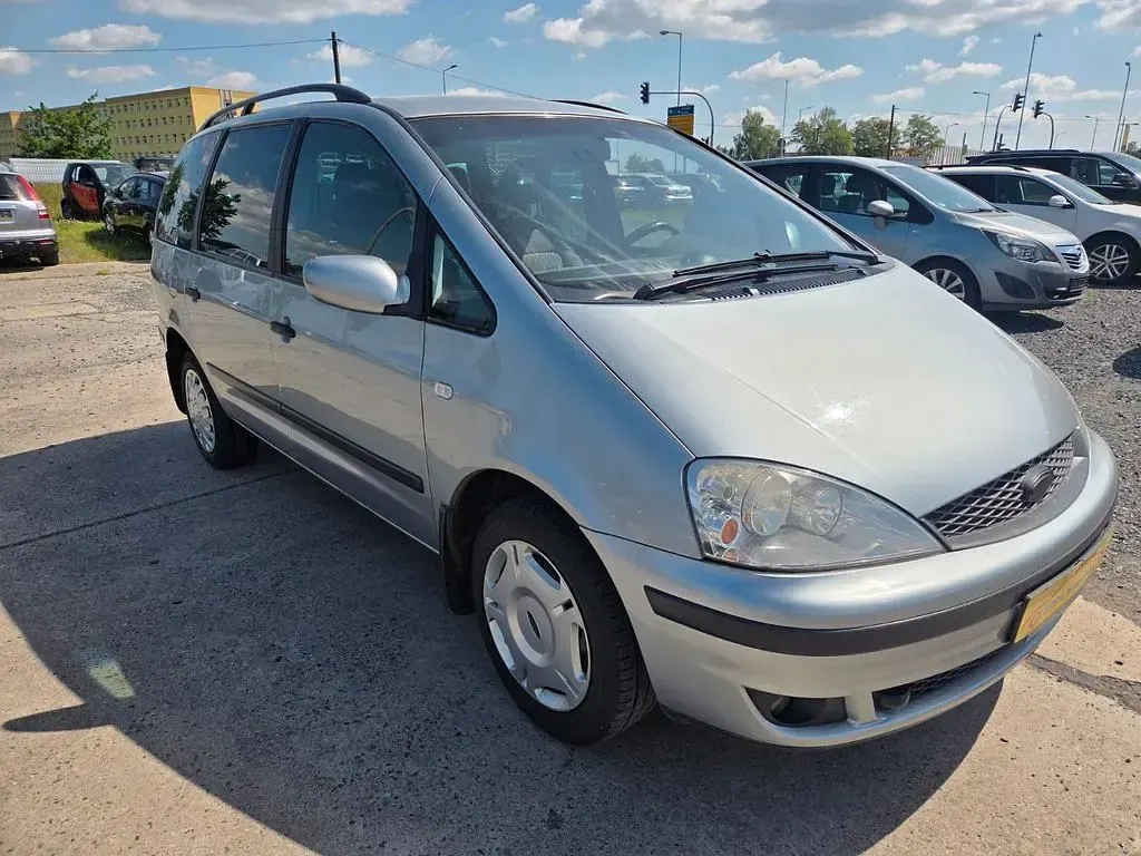 Gebraucht Ford Galaxy Trend 116 PS (85 kW) 2002 Silber Van / Kleinbus