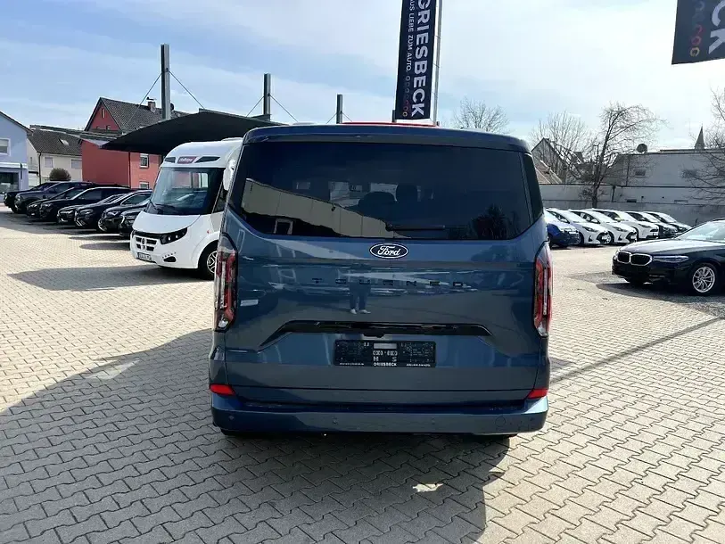 Neu Ford Tourneo Custom Titanium X 170 PS (125 kW) 2025 Blau Van