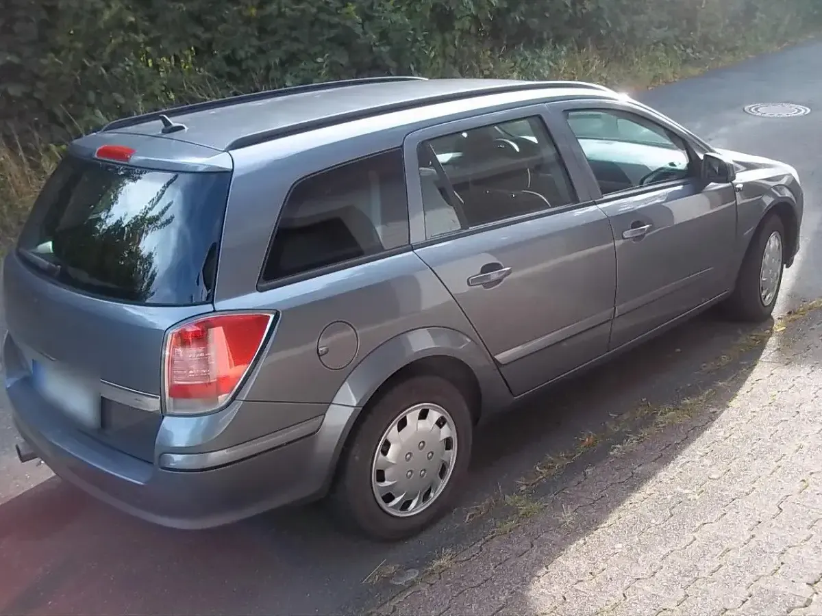 Usata Opel Astra 105 CV (77 kW) 2005 Grigio Station wagon