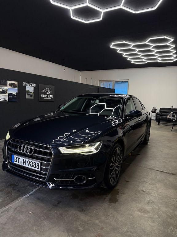 Gebraucht Audi A6 Ambiente 218 PS (160 kW) 2018 Blau Limousine