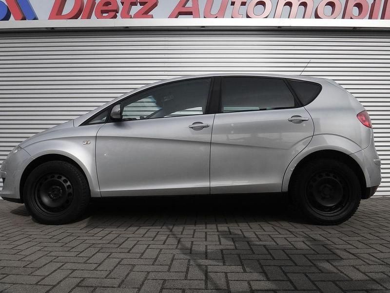 Gebraucht Seat Altea 102 PS (75 kW) 2005 Silber (metallic) Van / Kleinbus