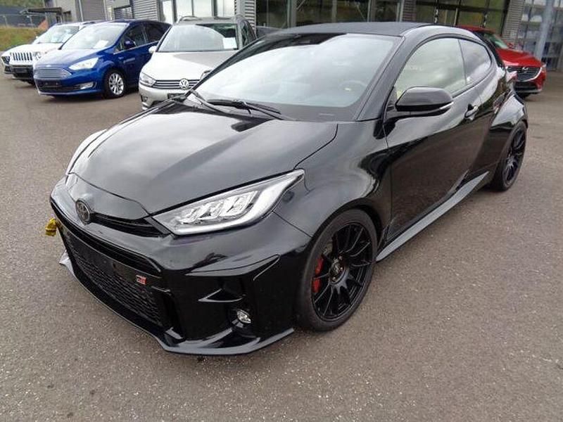 Precious black Gebraucht 2024 Toyota Yaris Coupé | 42.999 € (Etwas zu teuer) - Bild 1/4