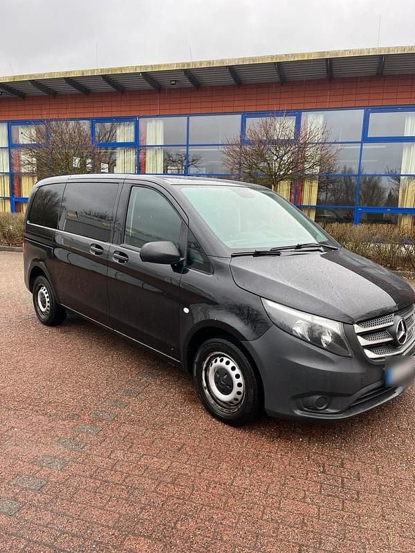 Gebraucht Mercedes Vito 163 PS (119 kW) 2016 Schwarz Van