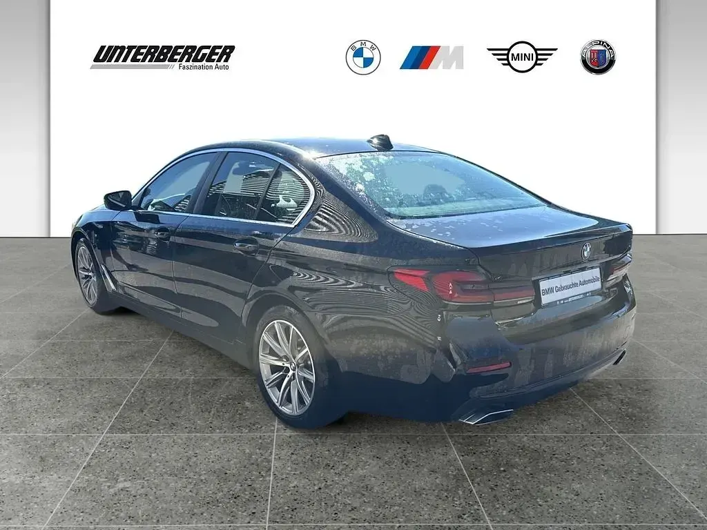 Gebraucht BMW 540 Performance 333 PS (244 kW) 2023 Schwarz Limousine