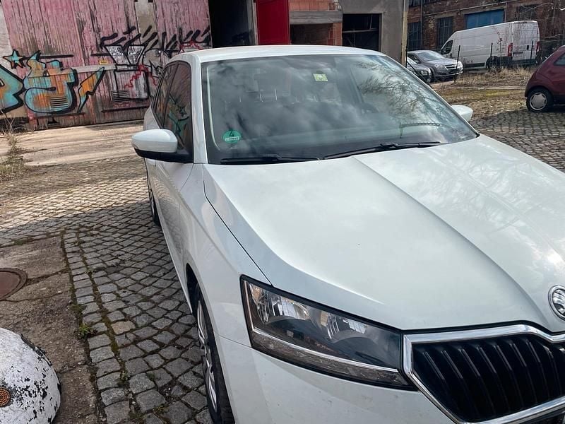 Gebraucht Skoda Fabia 95 PS (69 kW) 2019 Limousine