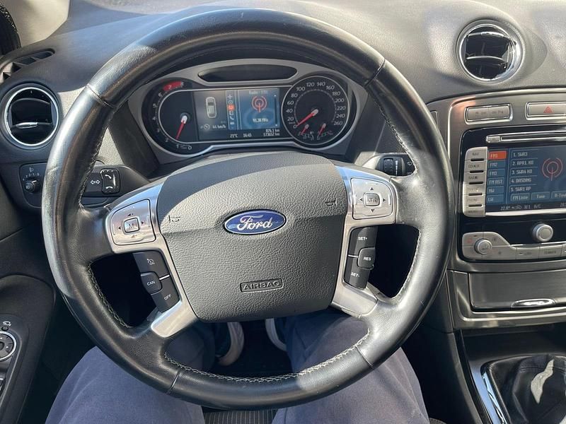 Gebraucht Ford Mondeo 150 PS (110 kW) 2009 Schwarz Kombi