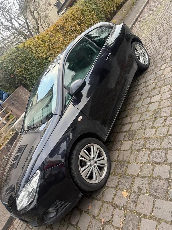 Gebraucht Seat Ibiza 96 PS (70 kW) 2010 Schwarz Kleinwagen