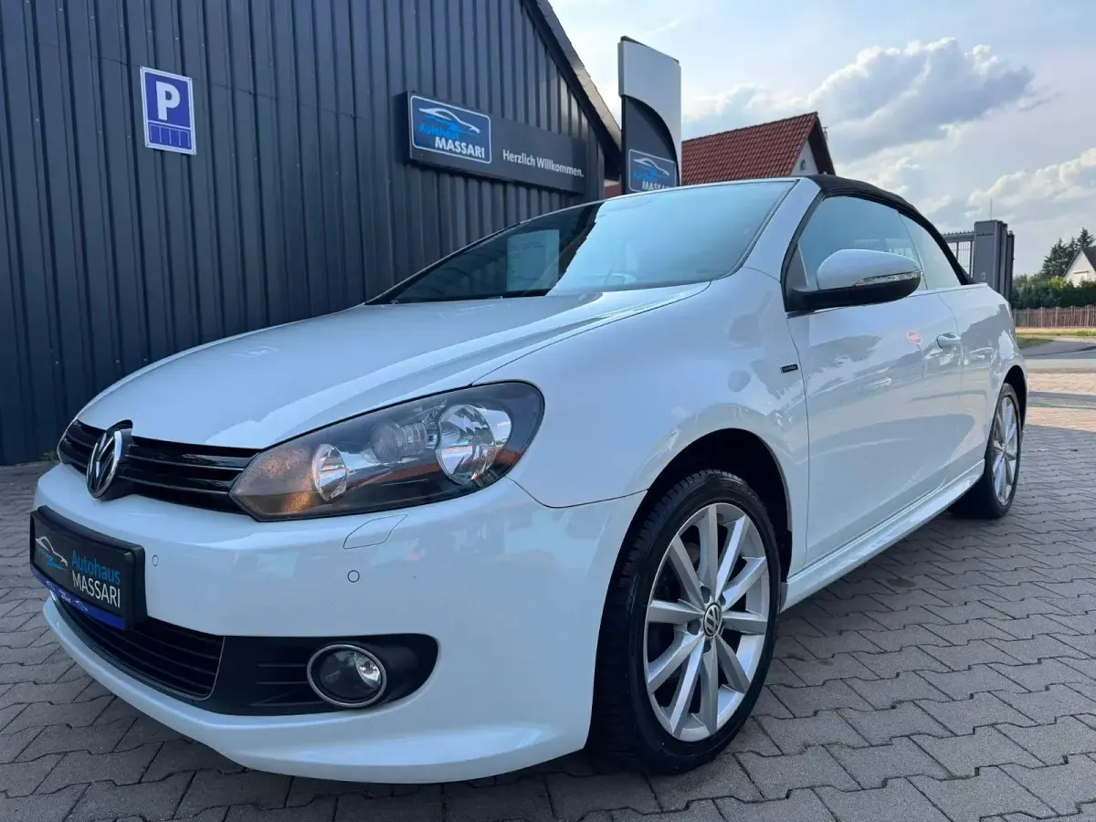 Gebraucht VW Golf Cabriolet LOUNGE 110 PS (80 kW) 2016 Weiß Cabrio
