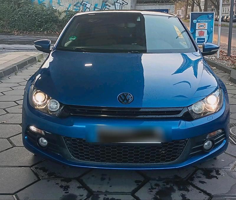 Blau Gebraucht 2009 VW Scirocco Coupé | 3.900 € - Bild 1/4