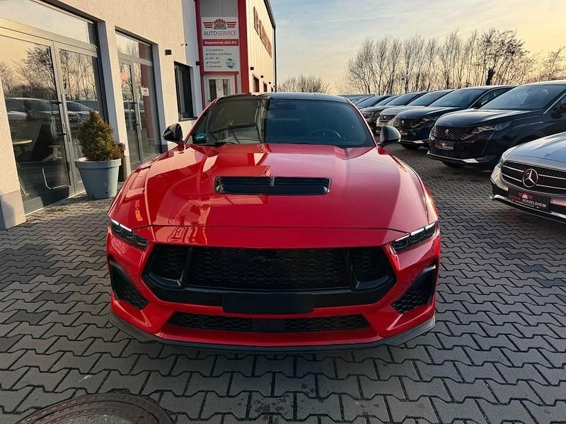 Gebraucht Ford Mustang Fastback 446 PS (328 kW) 2025 Rot