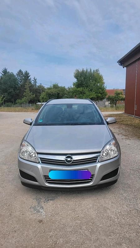 Silber Gebraucht 2008 Opel Astra Kombi | 750 € (Guter Preis) - Bild 1/4