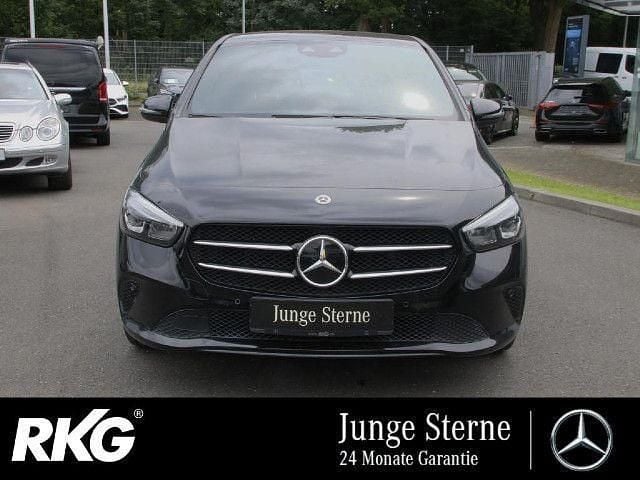 Gebraucht Mercedes B250e 218 PS (160 kW) 2021 Van / Kleinbus