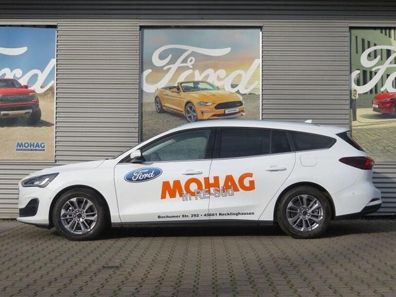 Gebraucht Ford Focus Titanium 125 PS (91 kW) 2024 Weiss Kombi