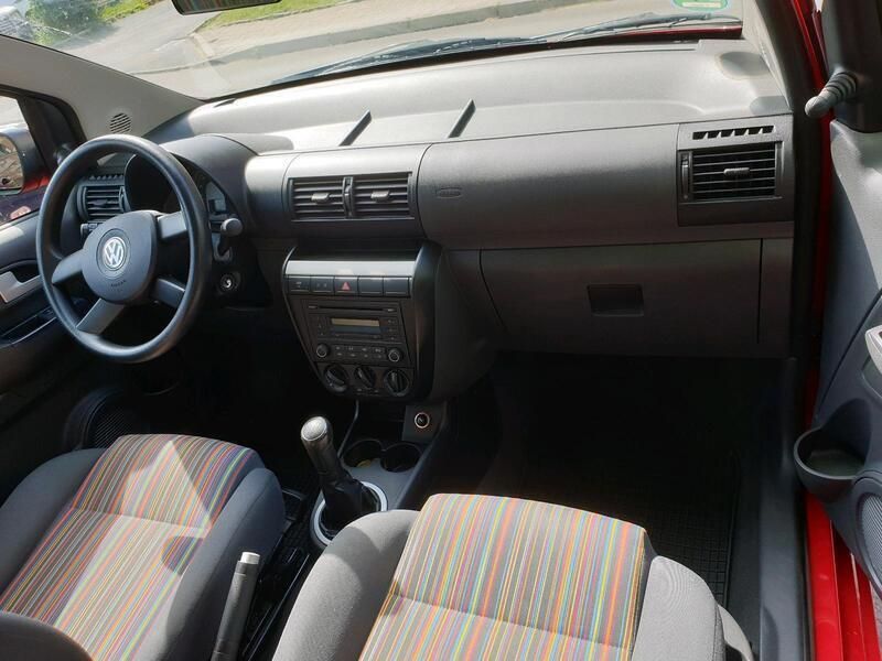 Rot Gebraucht 2005 VW Fox Kleinwagen | 1.800 € - Bild 1/4