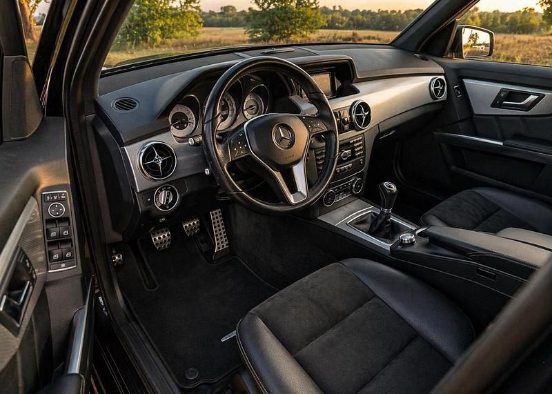 Gebraucht Mercedes GLK200 143 PS (105 kW) 2012 Weiß SUV