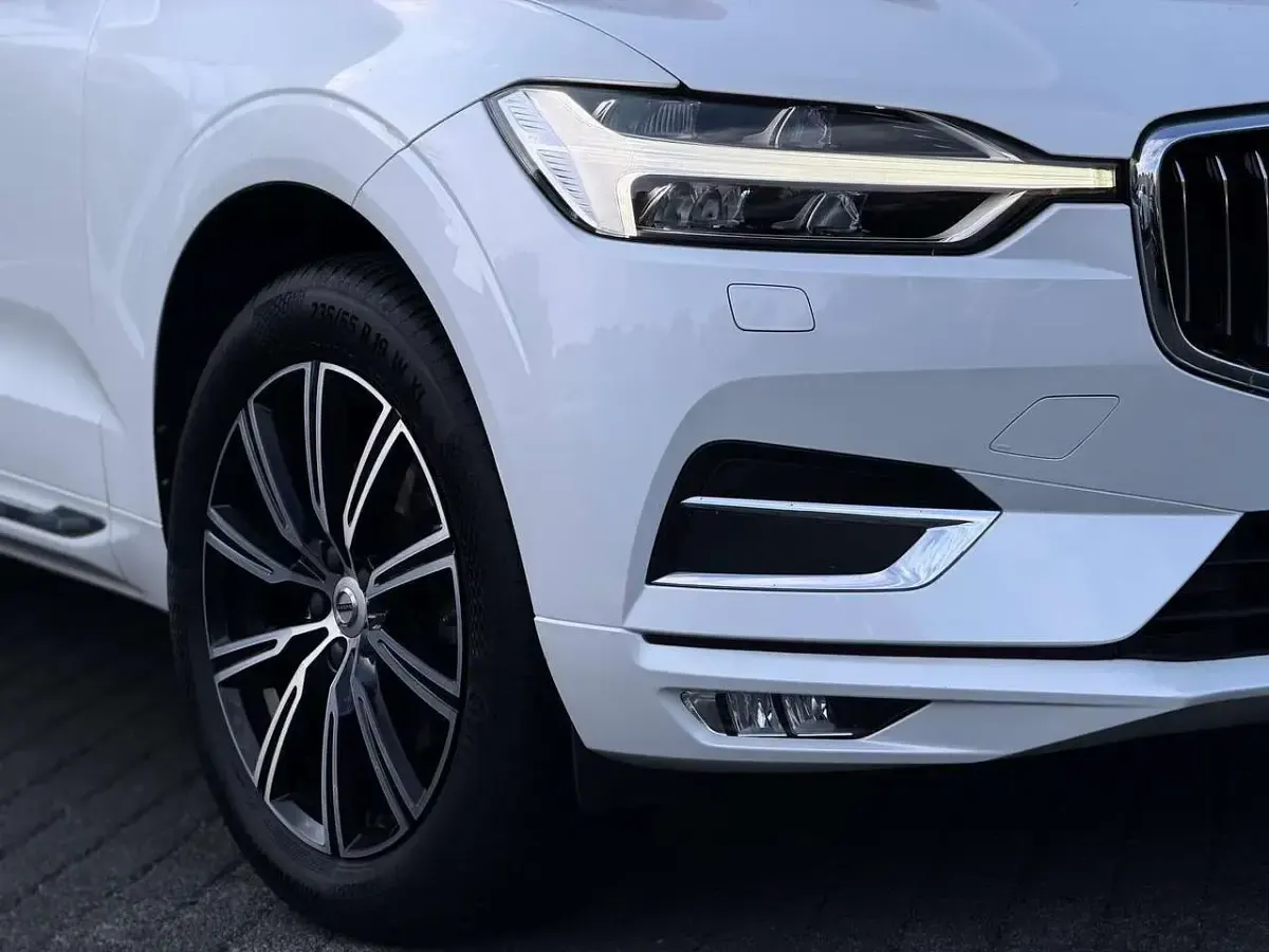 Gebraucht Volvo XC60 190 PS (139 kW) 2020 Weiß SUV