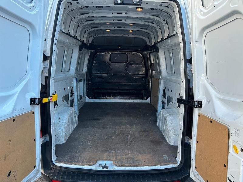 Usata Ford Transit Custom 105 CV (77 kW) 2017 Bianco Monovolume