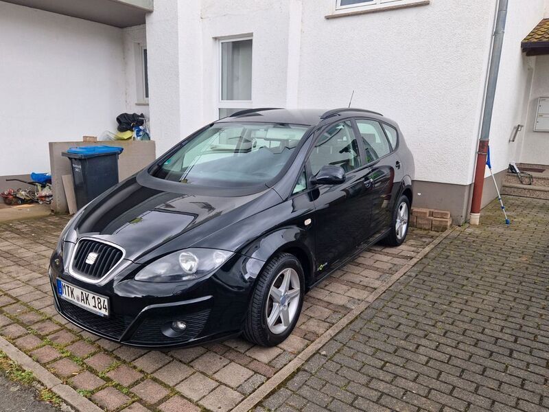 Schwarz Gebraucht 2013 Seat Altea XL Copa Van / Kleinbus | 4.900 € (Fairer Preis) - Bild 1/4