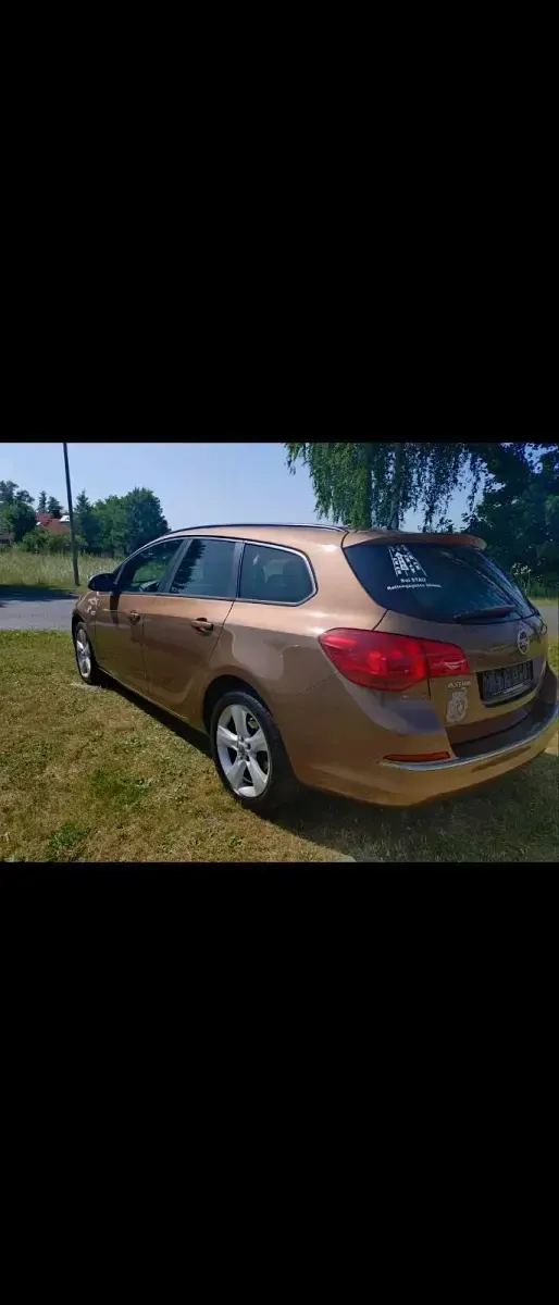 Używany Opel Astra 140 KM (102 kW) 2015 Brązowy Kombi
