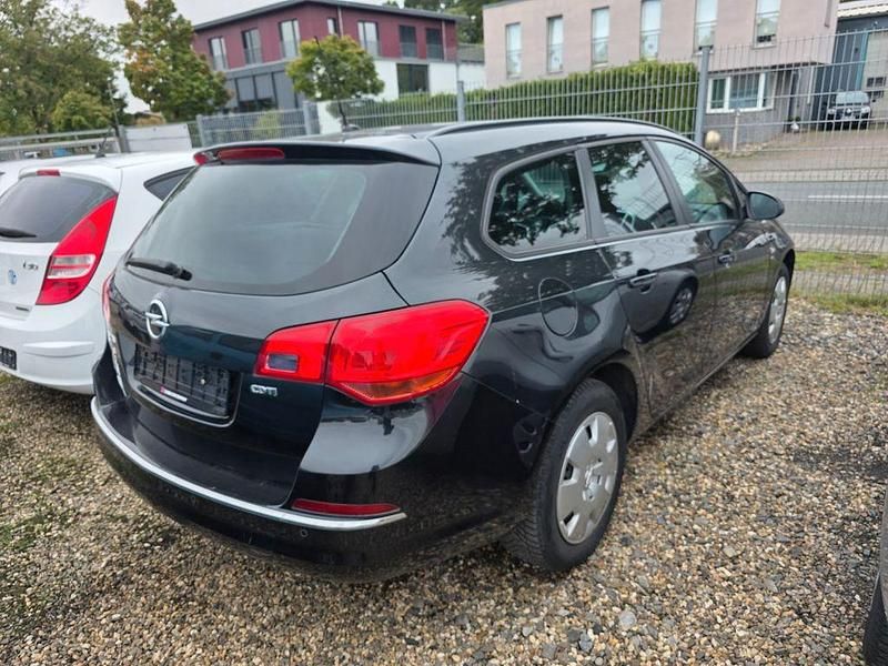 Gebraucht Opel Astra Energy 110 PS (80 kW) 2014 Schwarz Kombi