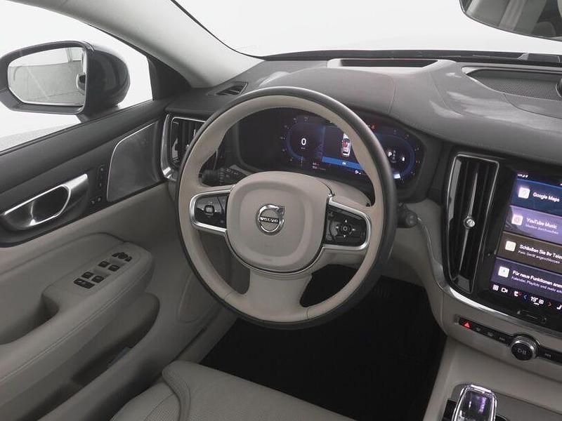 Gebraucht Volvo V60 CC Ultimate 197 PS (144 kW) 2024 Blau Kombi