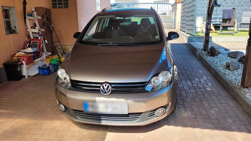 Gebraucht VW Golf VII 122 PS (89 kW) 2012 Braun Limousine