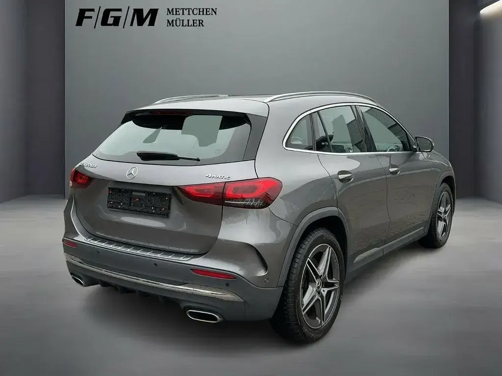 Gebraucht Mercedes GLA220 AMG 190 PS (139 kW) 2020 Grau SUV