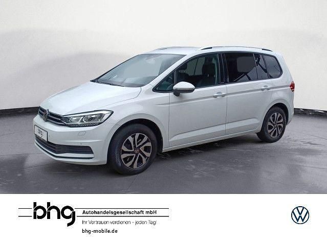 Weiß Gebraucht 2022 VW Touran Comfortline Van / Kleinbus | 21.990 € (Guter Preis) - Bild 1/4