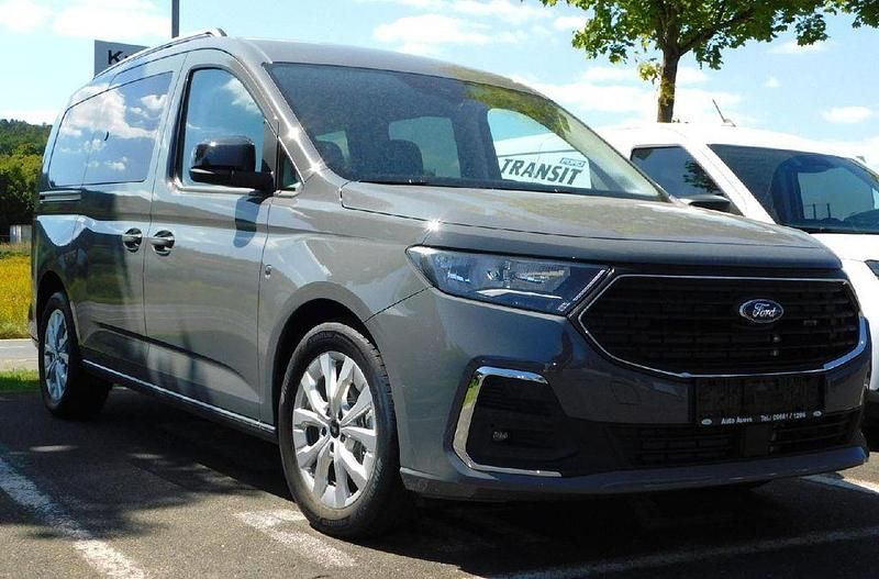 Gebraucht Ford Tourneo Titanium 116 PS (85 kW) 2025 Grau Van / Kleinbus