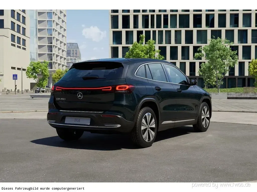 Gebraucht Mercedes EQA250+ Progressive 139 kW (190 PS) 2024 Kosmosschwarz SUV
