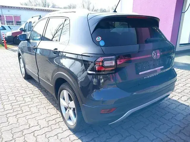 Gebraucht VW T-Cross Style 110 PS (80 kW) 2021 Uranograu uranograu SUV