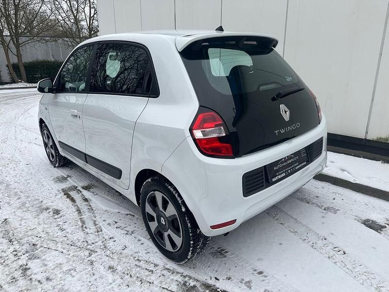 Gebraucht Renault Twingo Experience 69 PS (50 kW) 2016 Weiß Kleinwagen