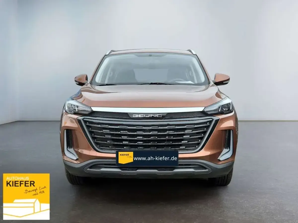 Neu Baic X35 136 PS (100 kW) 2025 Braun SUV