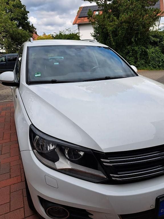 Weiß Gebraucht 2015 VW Tiguan LOUNGE SUV | 10.800 € (Superpreis) - Bild 1/4