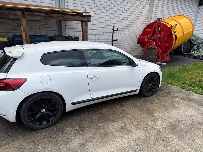 Usata VW Scirocco 140 CV (102 kW) 2010 Bianco Coupé