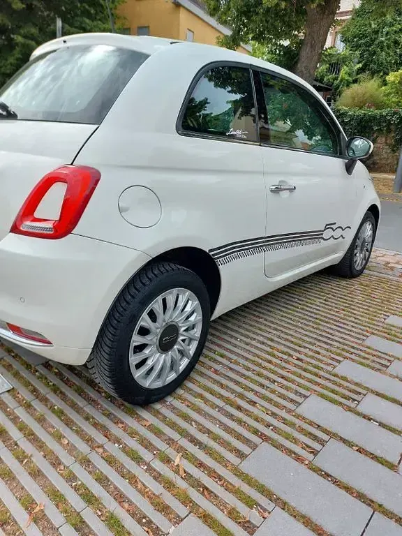 Gebraucht Fiat 500 Lounge 69 PS (50 kW) 2019 Weiß Kleinwagen